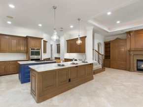 39 W Bracebridge Circle, The Woodlands TX 77382