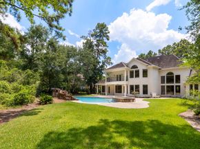 39 W Bracebridge Circle, The Woodlands TX 77382