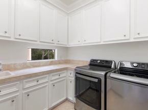 39 W Bracebridge Circle, The Woodlands TX 77382