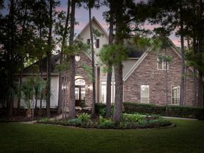 39 W Bracebridge Circle, The Woodlands TX 77382