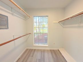 5926 Queensgate Drive, Houston TX 77066