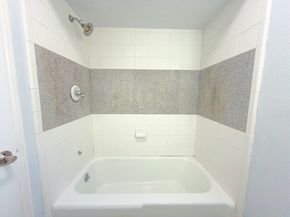 5926 Queensgate Drive, Houston TX 77066