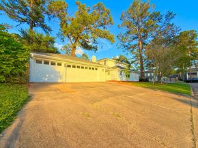 5926 Queensgate Drive, Houston TX 77066