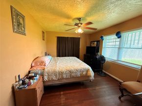 6625 Sandstone Street, Houston TX 77074