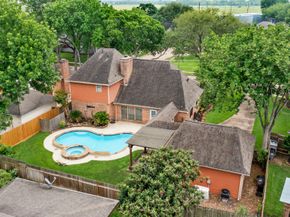1402 Bittersweet Drive, Richmond TX 77406