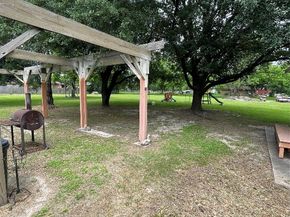 15202 Henry Road, Houston TX 77060