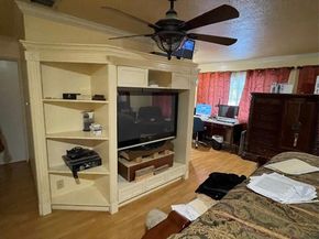 15202 Henry Road, Houston TX 77060