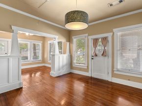 217 Teetshorn Street, Houston TX 77009