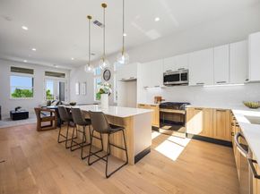 303 Marcella Street O, Houston TX 77091