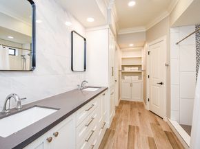 723 Plainwood Drive, Houston TX 77079