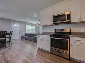 5031 Caplin Street, Houston TX 77026