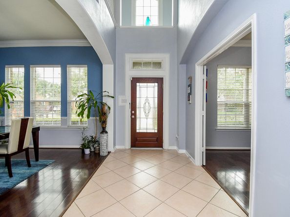 6811 Bannon Trail, Sugar Land TX 77479