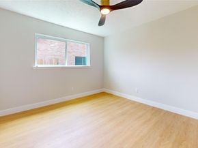 9867 Sageroyal Lane, Houston TX 77089