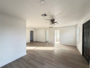 9306 Grady Street, Houston TX 77016