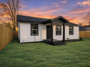 9306 Grady Street, Houston TX 77016