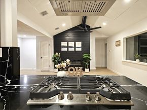 9607 Kemp Forest Drive, Houston TX 77080
