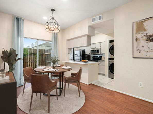 7575 Cambridge Street 1604, Houston TX 77054