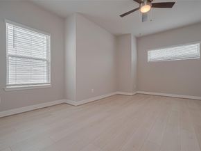 8925 Grovner Place, Houston TX 77055