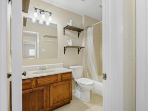2507 Kings Chapel Road, Friendswood TX 77546