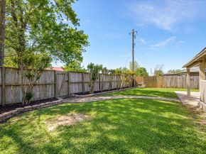 2507 Kings Chapel Road, Friendswood TX 77546