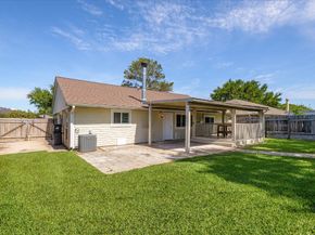 2507 Kings Chapel Road, Friendswood TX 77546