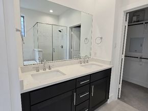 2613 Hutchins Street, Houston TX 77004
