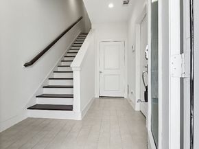 2613 Hutchins Street, Houston TX 77004