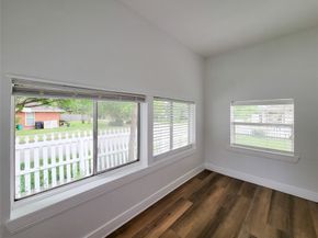 8355 Wier, Houston TX 77017