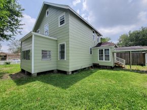 8355 Wier, Houston TX 77017