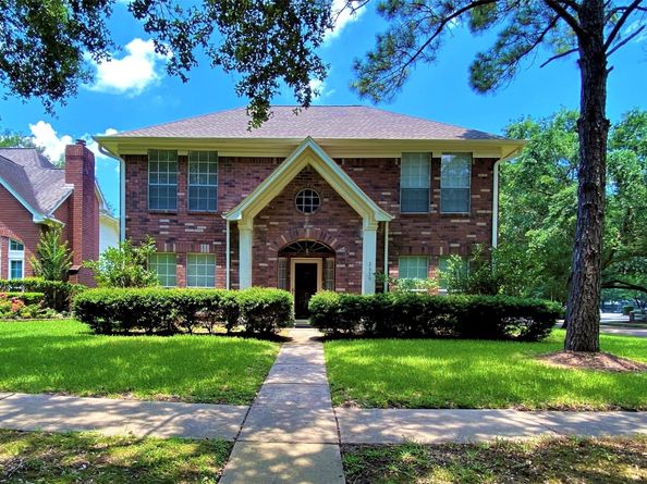 2339 Bent River Drive, Sugar Land TX 77479