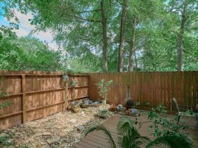 4 Sawmill Grove Lane Circle 4, The Woodlands TX 77380