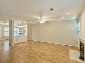 4 Sawmill Grove Lane Circle 4, The Woodlands TX 77380