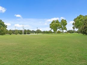 1619 Caledonia Trail, Sugar Land TX 77479