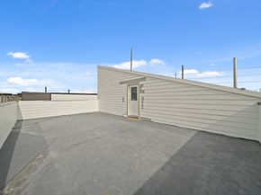 321 N Nagle Street, Houston TX 77003