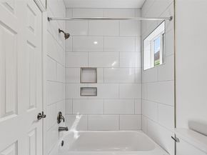 716 Zoe Street, Houston TX 77020