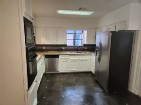 8403 Mullins Drive, Houston TX 77096