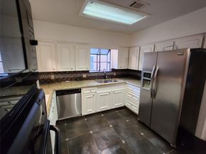 8403 Mullins Drive, Houston TX 77096