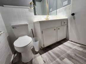 8403 Mullins Drive, Houston TX 77096