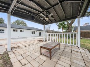 5734 Farwell Drive, Houston TX 77035