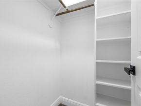 5734 Farwell Drive, Houston TX 77035