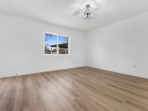 5734 Farwell Drive, Houston TX 77035