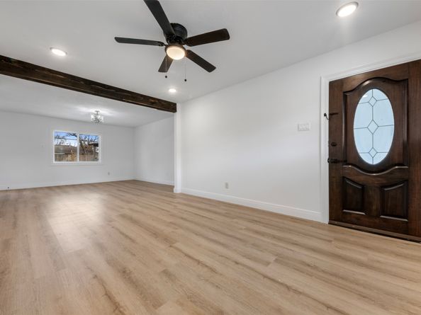 5734 Farwell Drive, Houston TX 77035