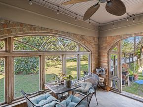 200 S Cherry Street, Tomball TX 77375