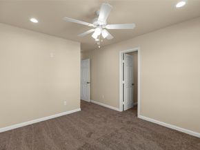 7754 Avenue J, Houston TX 77012