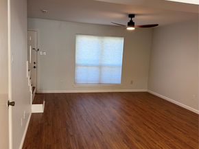 10328 Longmont Dr 47/1, Houston TX 77042