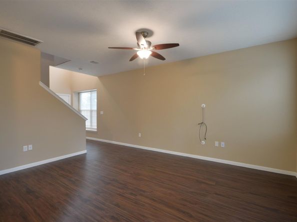 106 Eddy Street B, Humble TX 77338