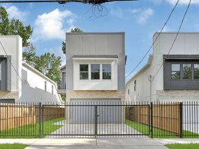 90 Burres Street B, Houston TX 77022