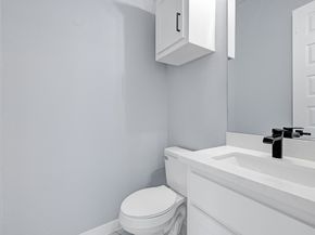 90 Burres Street B, Houston TX 77022