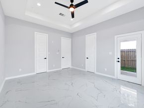 90 Burres Street B, Houston TX 77022