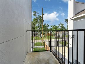 90 Burres Street B, Houston TX 77022